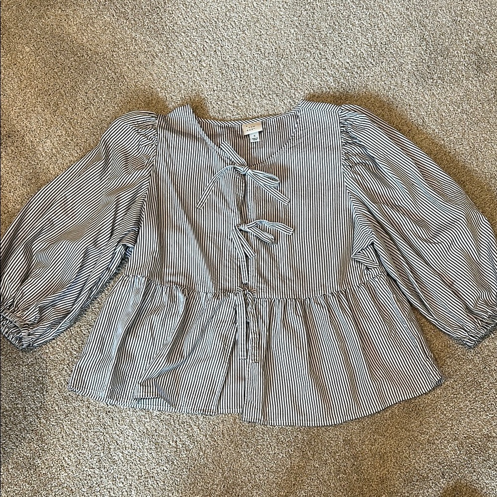 Universal Thread Black and White Striped Tie Front Blouse